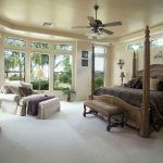 St. Louis room with ceiling fan